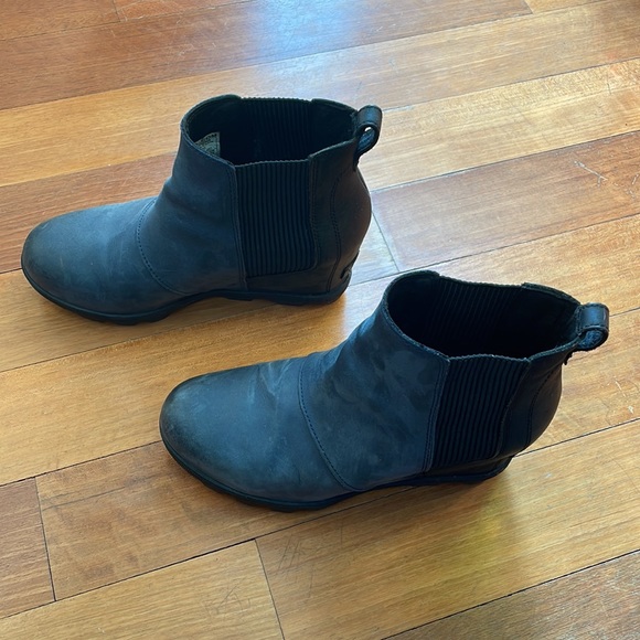 Sorel Black Ankle Boots - Picture 3 of 5